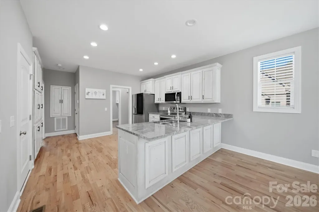 135 Maplewood Court Hudson NC 28638