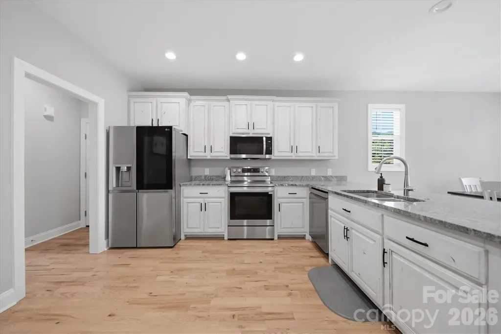135 Maplewood Court Hudson NC 28638