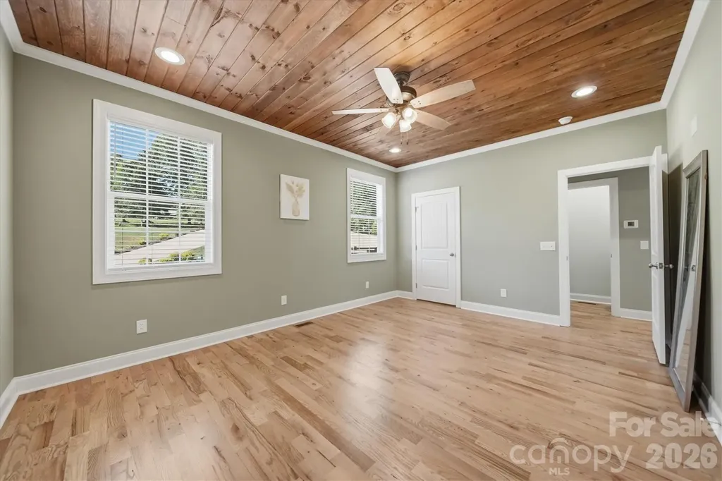 135 Maplewood Court Hudson NC 28638