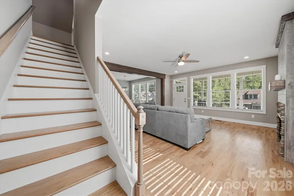 135 Maplewood Court Hudson NC 28638