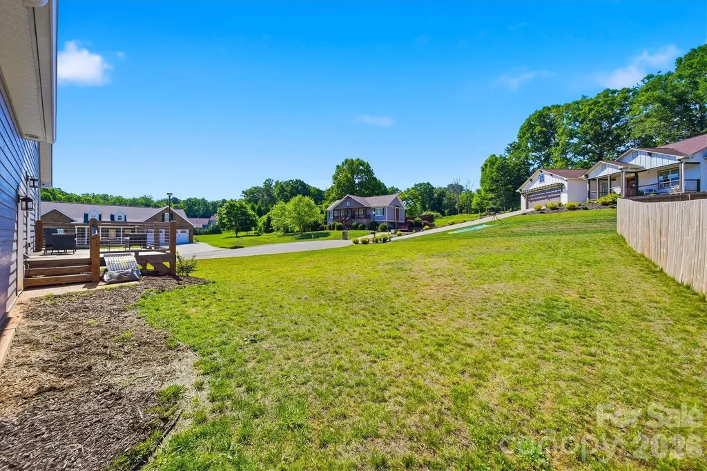 135 Maplewood Court Hudson NC 28638