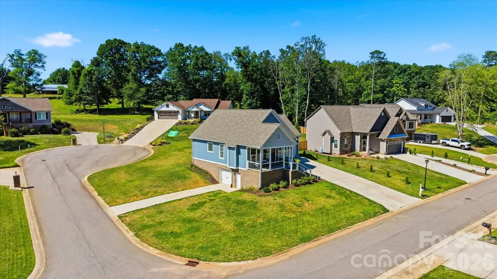 135 Maplewood Court Hudson NC 28638