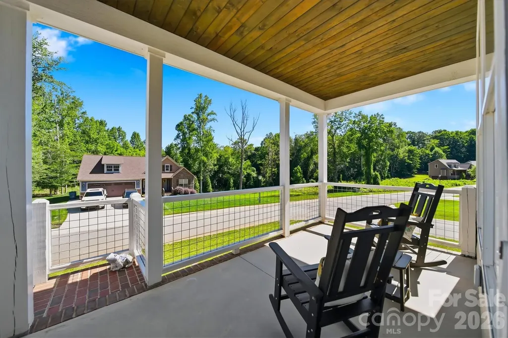 135 Maplewood Court Hudson NC 28638