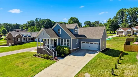 135 Maplewood Court Hudson NC 28638