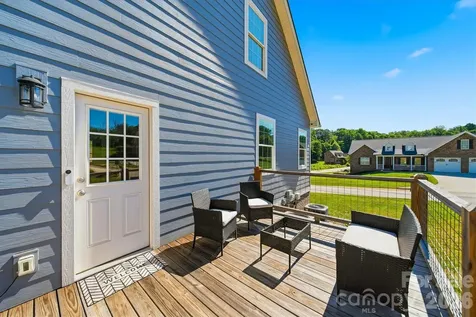 135 Maplewood Court Hudson NC 28638