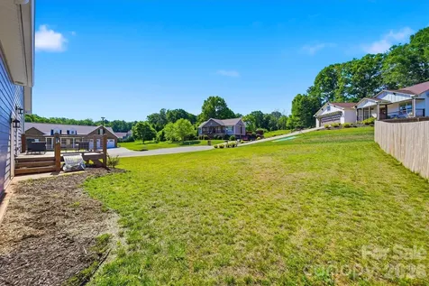 135 Maplewood Court Hudson NC 28638