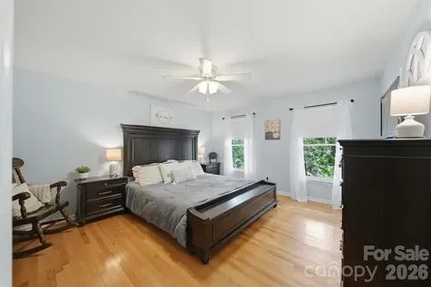6089 Northlake Drive Hickory NC 28601