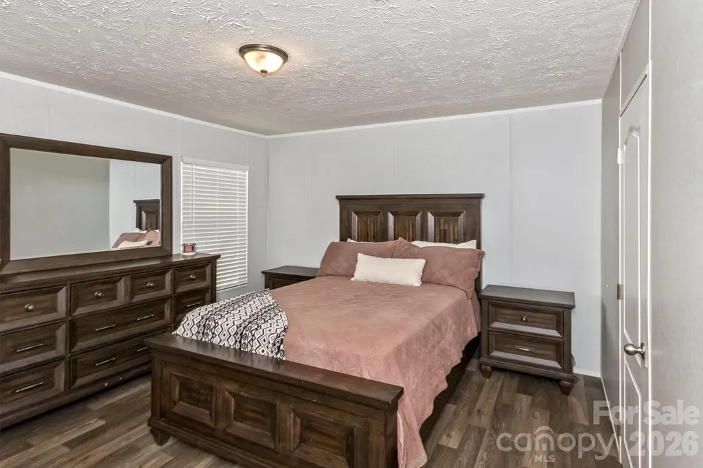 27 Spuds Lane Weaverville NC 28787
