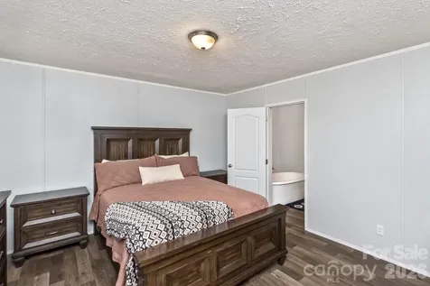 27 Spuds Lane Weaverville NC 28787