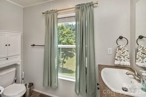 27 Spuds Lane Weaverville NC 28787