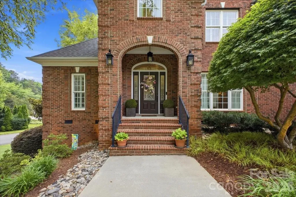 201 Commodore Court Belmont NC 28012
