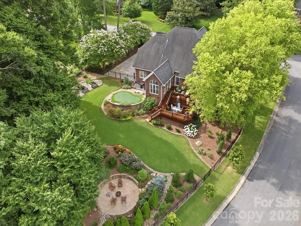 201 Commodore Court Belmont NC 28012