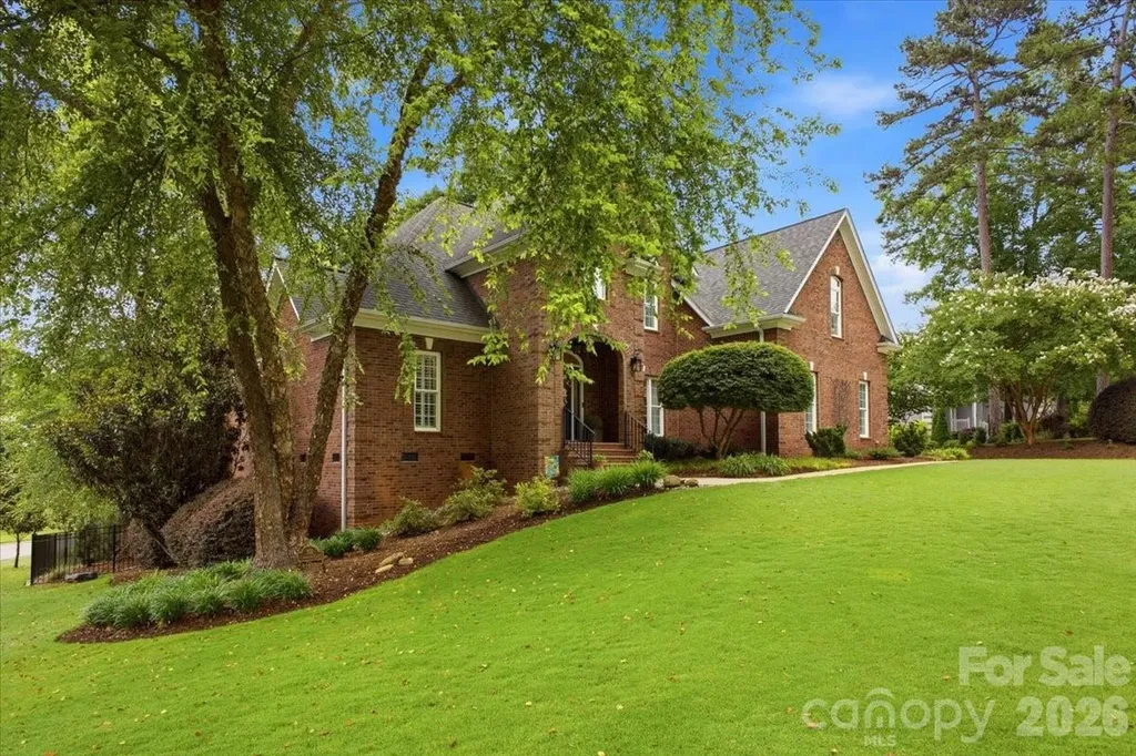 201 Commodore Court Belmont NC 28012