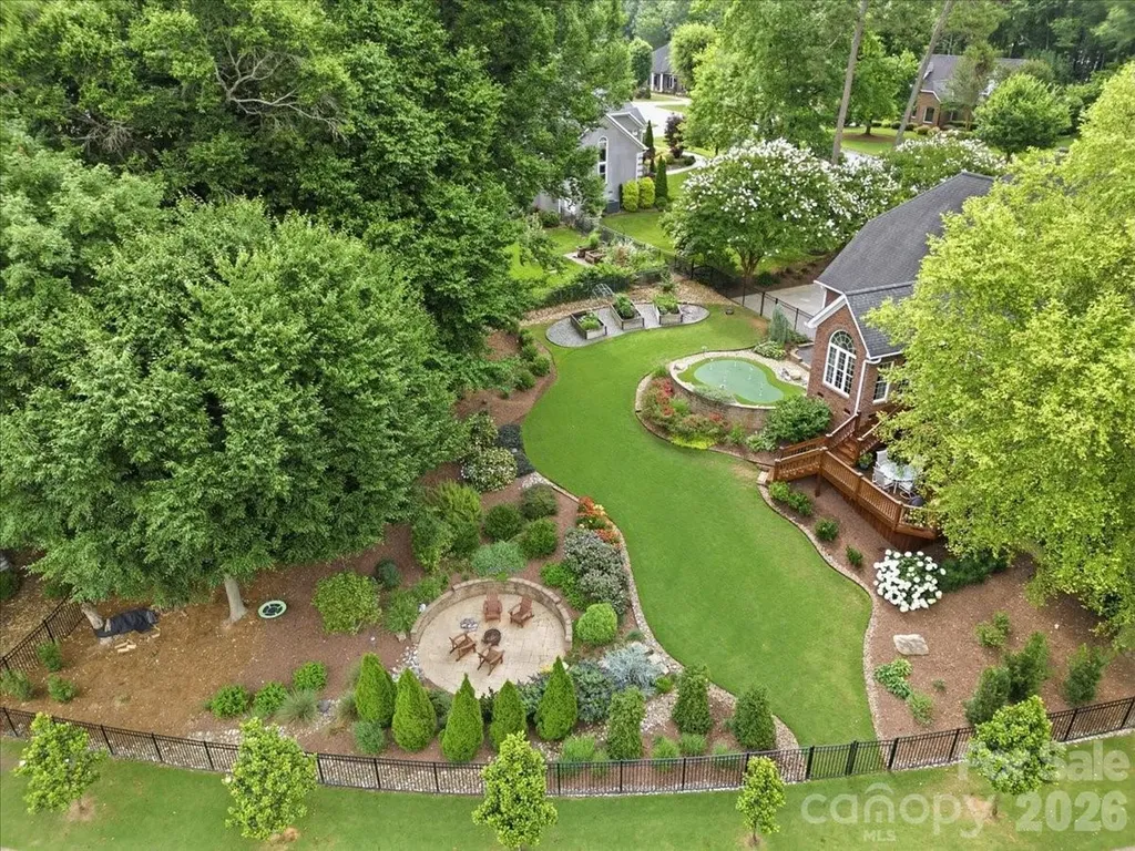 201 Commodore Court Belmont NC 28012