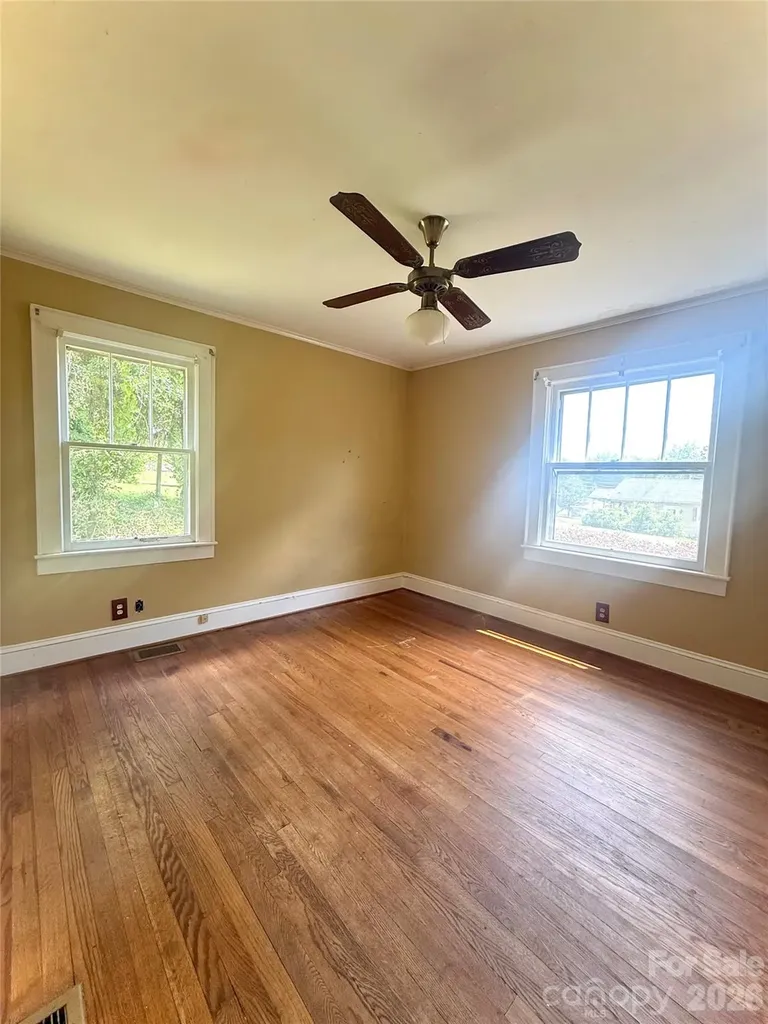 303 Cavin Avenue Mount Holly NC 28120