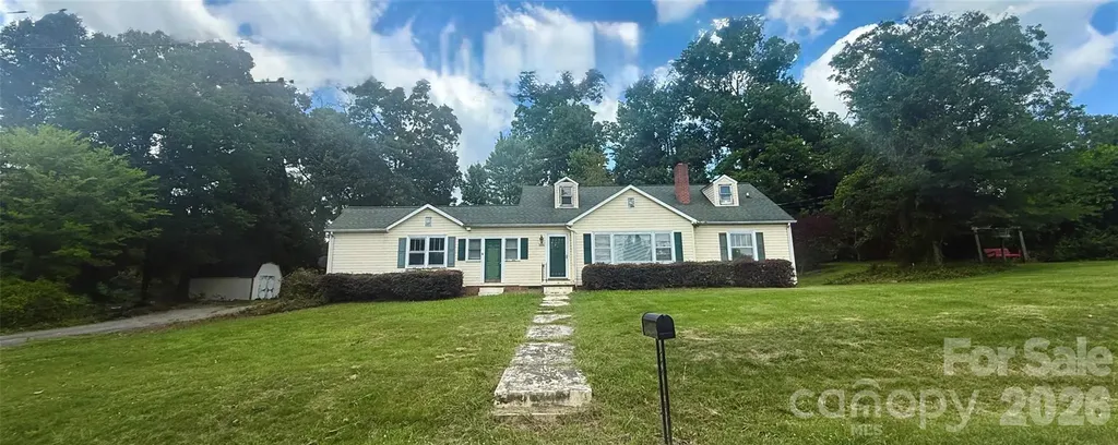 303 Cavin Avenue Mount Holly NC 28120