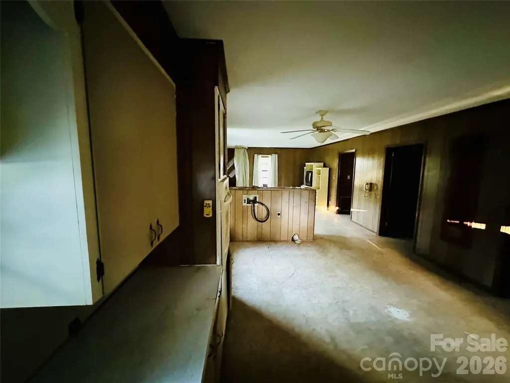 107 Conley Street Morganton NC 28655