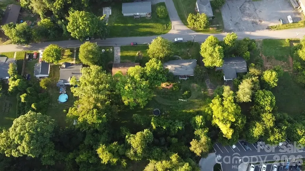 107 Conley Street Morganton NC 28655