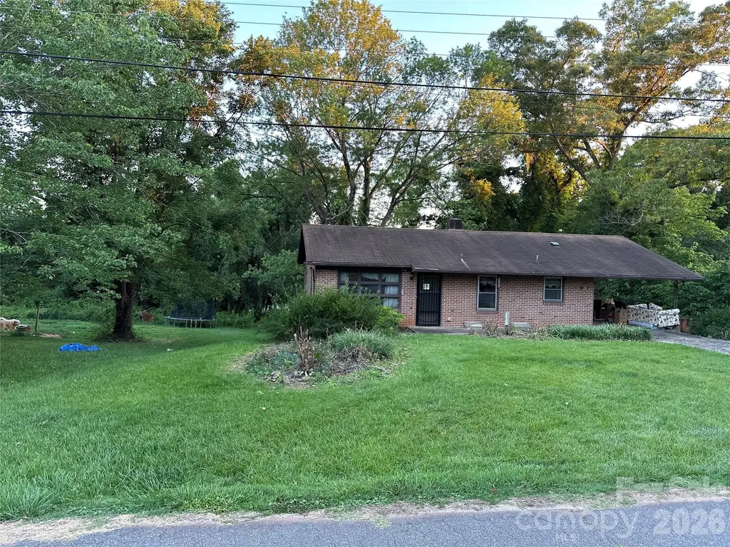 107 Conley Street Morganton NC 28655