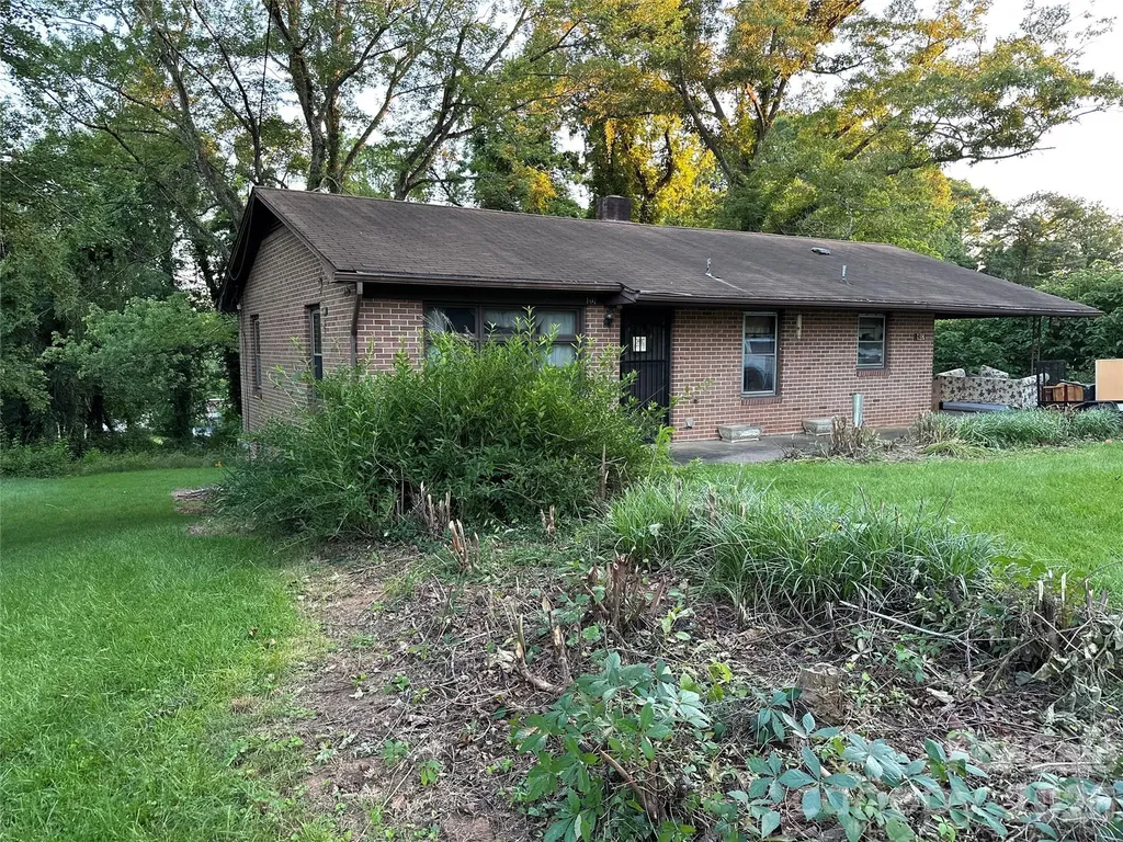 107 Conley Street Morganton NC 28655