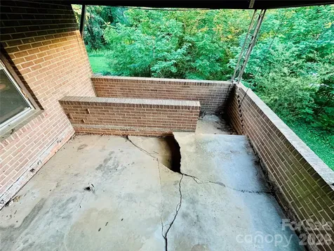 107 Conley Street Morganton NC 28655