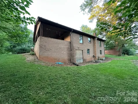 107 Conley Street Morganton NC 28655