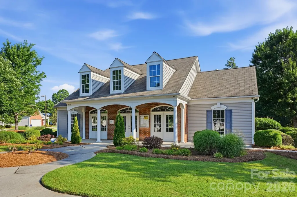 9420 Kestral Ridge Drive Charlotte NC 28269