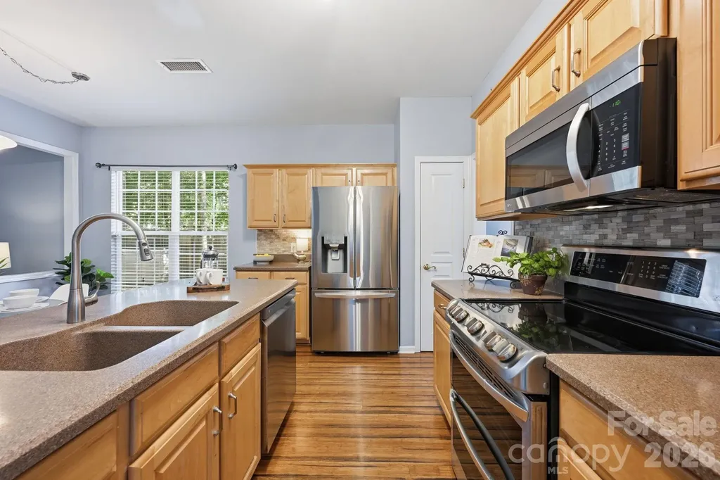 9420 Kestral Ridge Drive Charlotte NC 28269