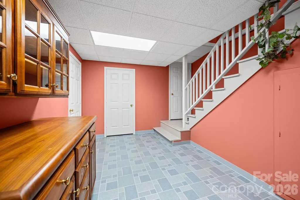 5400 Dartmoor Street Winston Salem NC 27106
