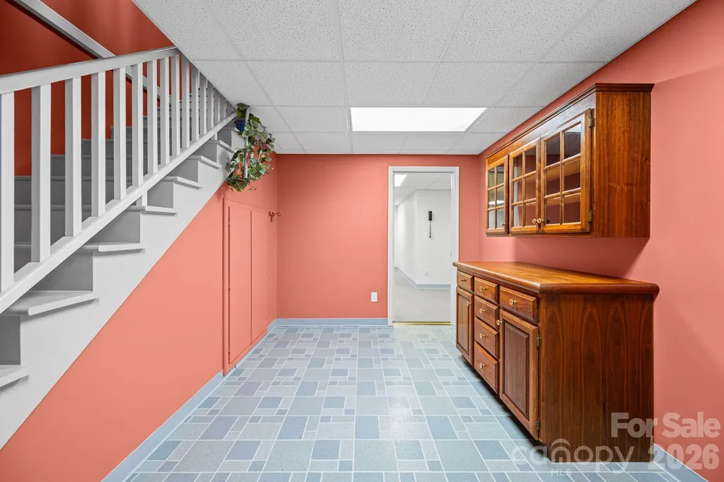 5400 Dartmoor Street Winston Salem NC 27106