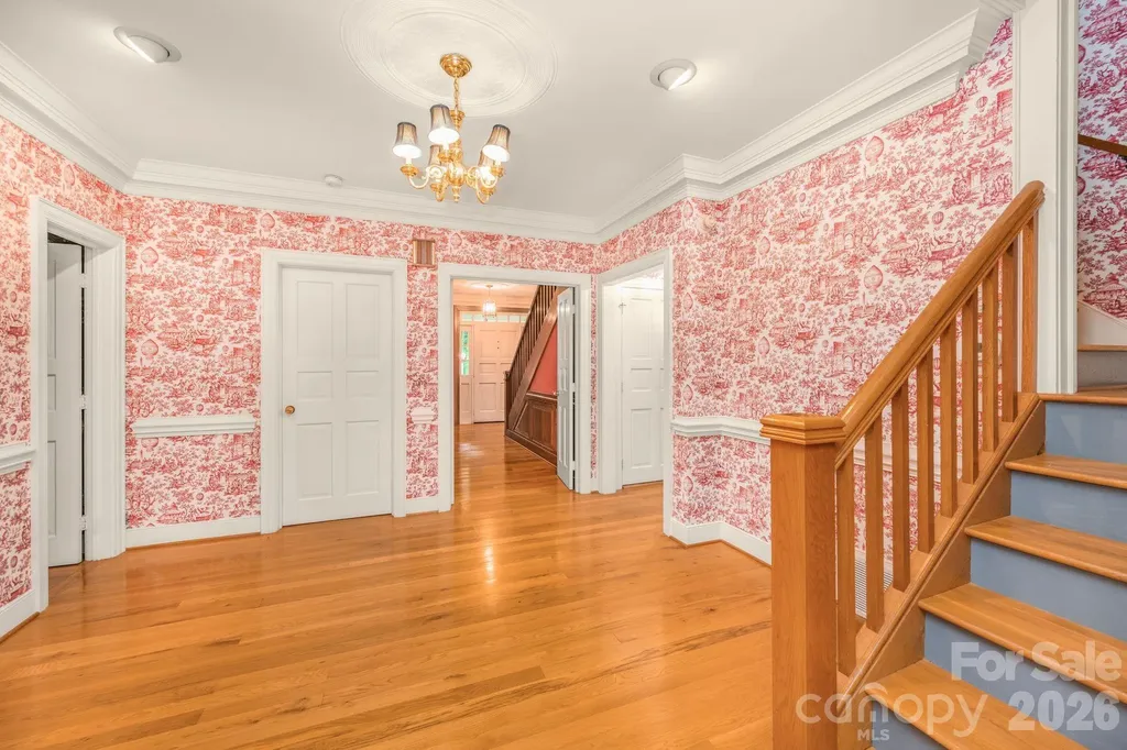 5400 Dartmoor Street Winston Salem NC 27106