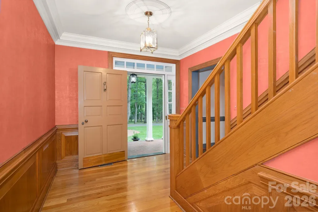 5400 Dartmoor Street Winston Salem NC 27106