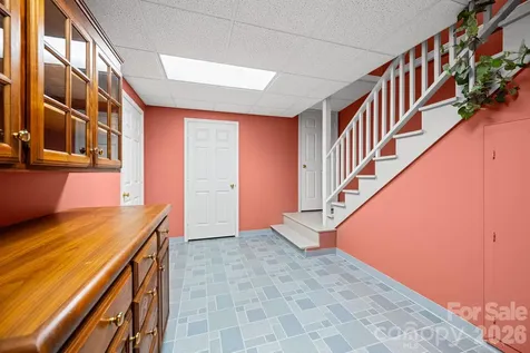 5400 Dartmoor Street Winston Salem NC 27106