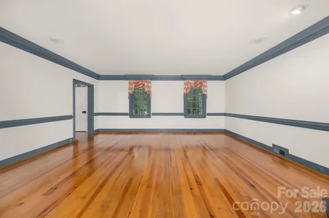 5400 Dartmoor Street Winston Salem NC 27106