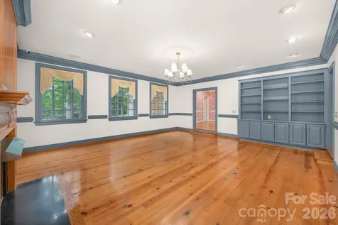 5400 Dartmoor Street Winston Salem NC 27106