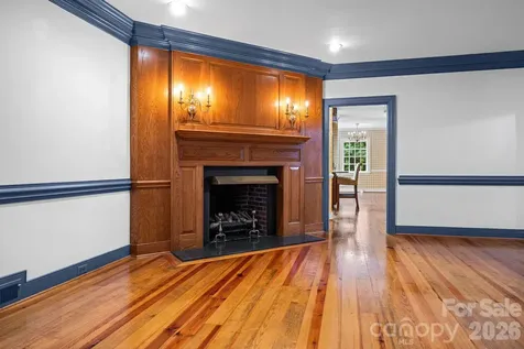 5400 Dartmoor Street Winston Salem NC 27106