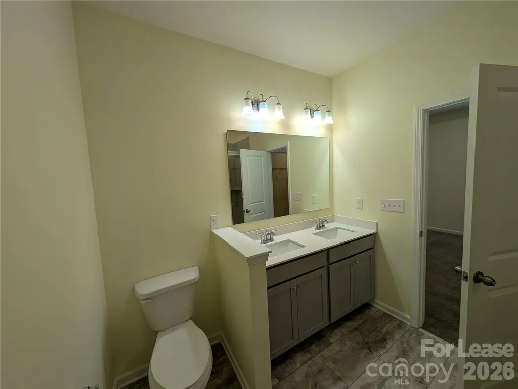 7016 Wheyfield Drive Charlotte NC 28215