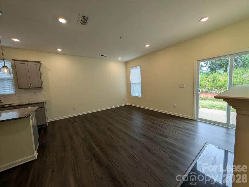 7016 Wheyfield Drive Charlotte NC 28215
