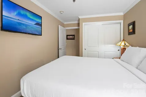 203 Bowling Park Road Asheville NC 28803
