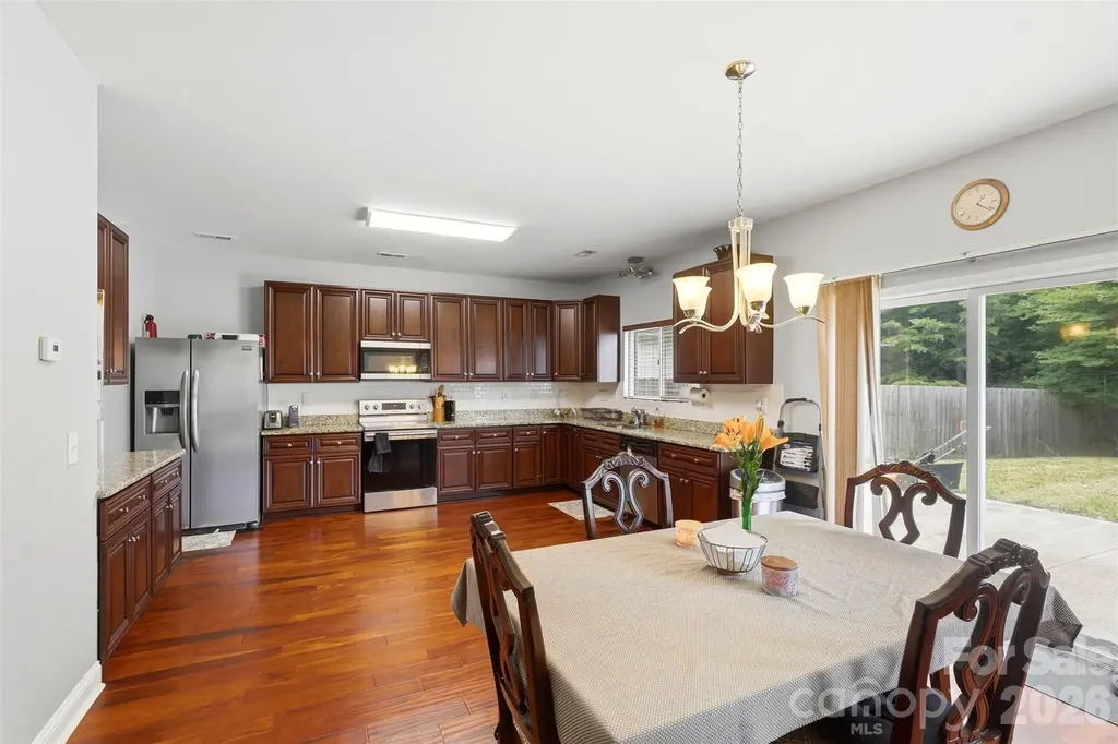 14021 Pinyon Pine Lane Charlotte NC 28215