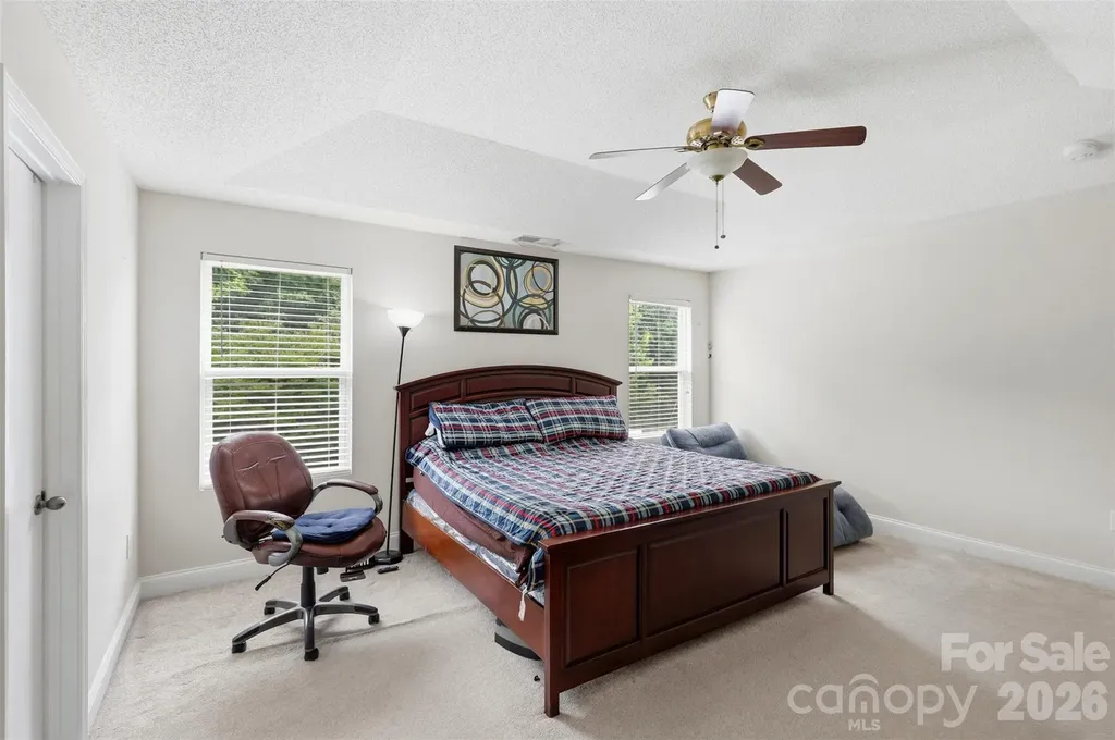 14021 Pinyon Pine Lane Charlotte NC 28215