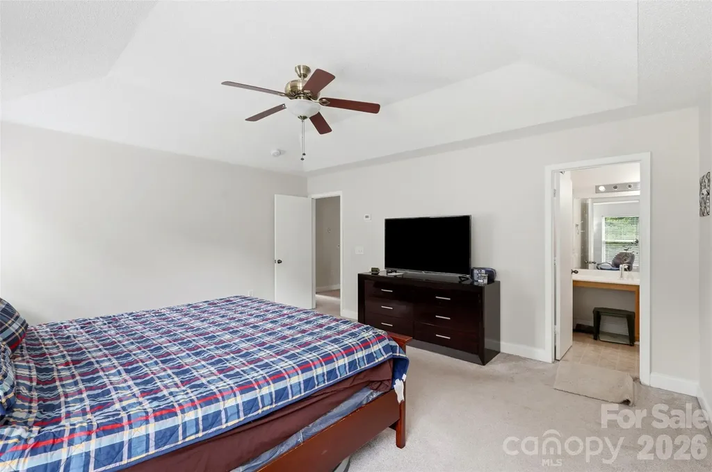 14021 Pinyon Pine Lane Charlotte NC 28215