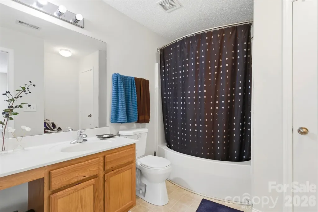 14021 Pinyon Pine Lane Charlotte NC 28215