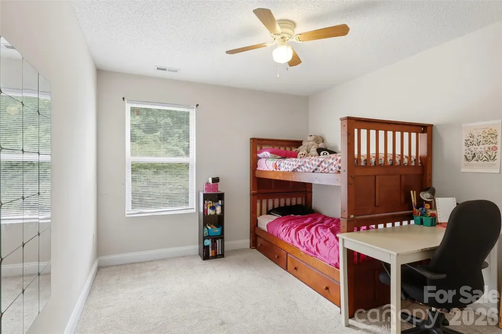 14021 Pinyon Pine Lane Charlotte NC 28215