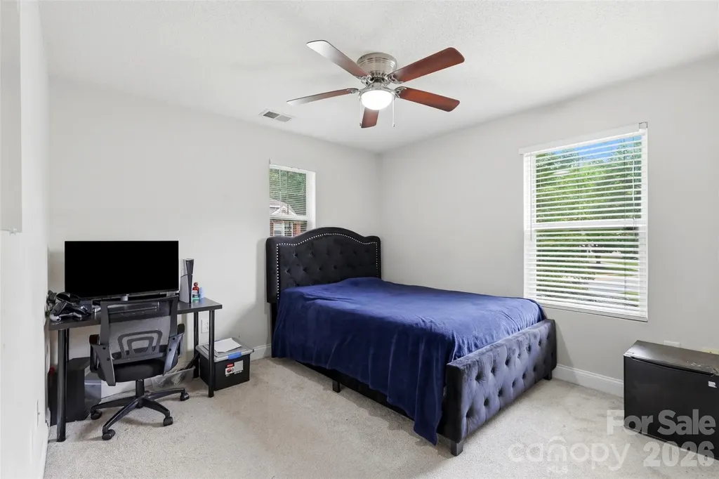 14021 Pinyon Pine Lane Charlotte NC 28215