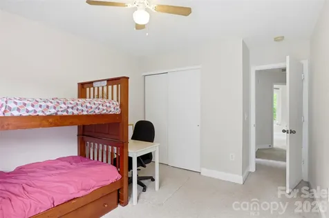 14021 Pinyon Pine Lane Charlotte NC 28215