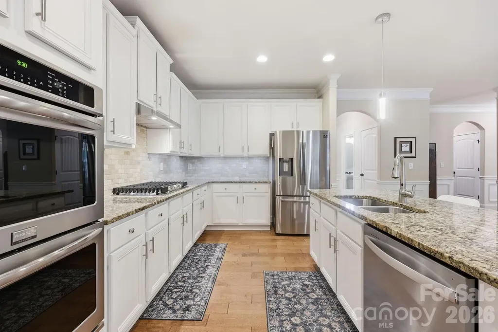 2827 Donegal Drive Kannapolis NC 28081