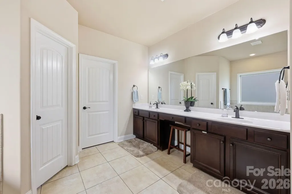 2827 Donegal Drive Kannapolis NC 28081