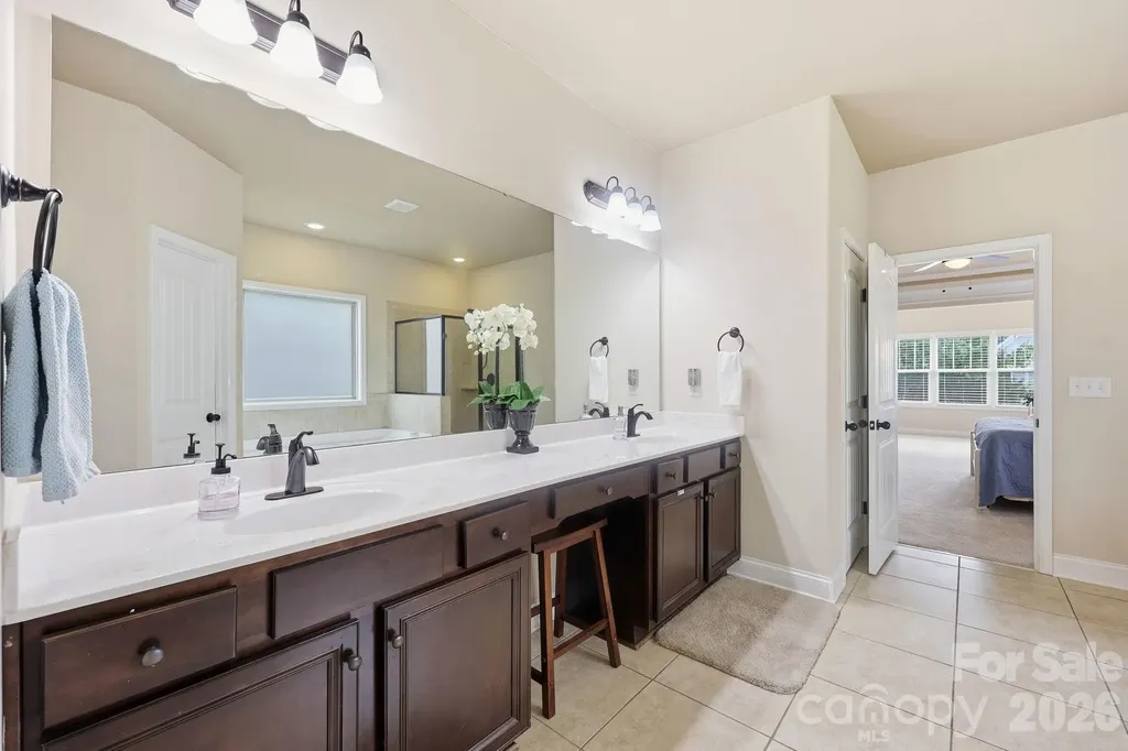 2827 Donegal Drive Kannapolis NC 28081
