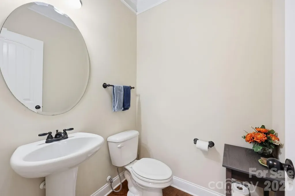 2827 Donegal Drive Kannapolis NC 28081
